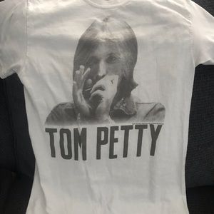 Tom petty T-shirt ~ worn once
